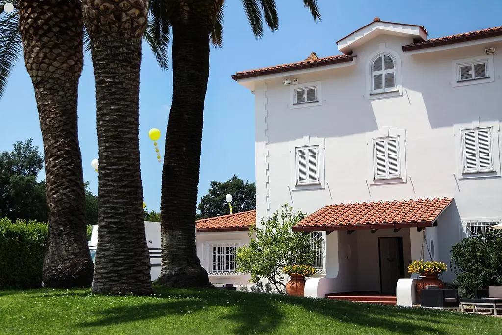 A.Resort Aldobrandeschi contacts